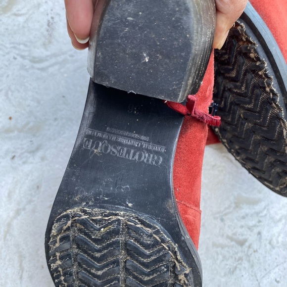 Leather grotesque boots - Picture 5 of 10